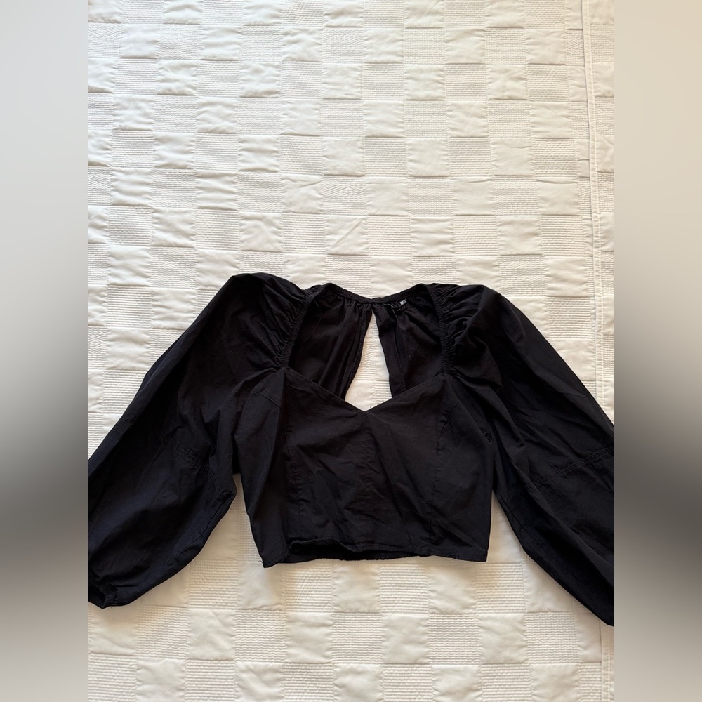 Zara Black Puff Sleeve Crop Blouse